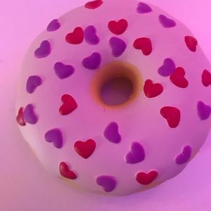 Valentines doughnut squishy!
